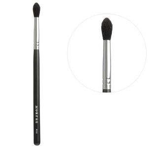 Morphe M330 Blending Crease Brush